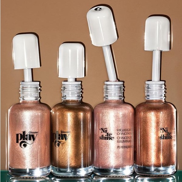 GLOSSIER ISO ITEMS!!!! - Picture 2 of 3